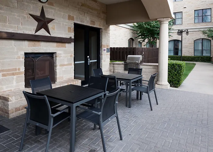 Worth Cultural District Hotel 3*